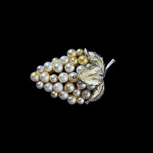 Vintage faux pearl grape bunch brooch